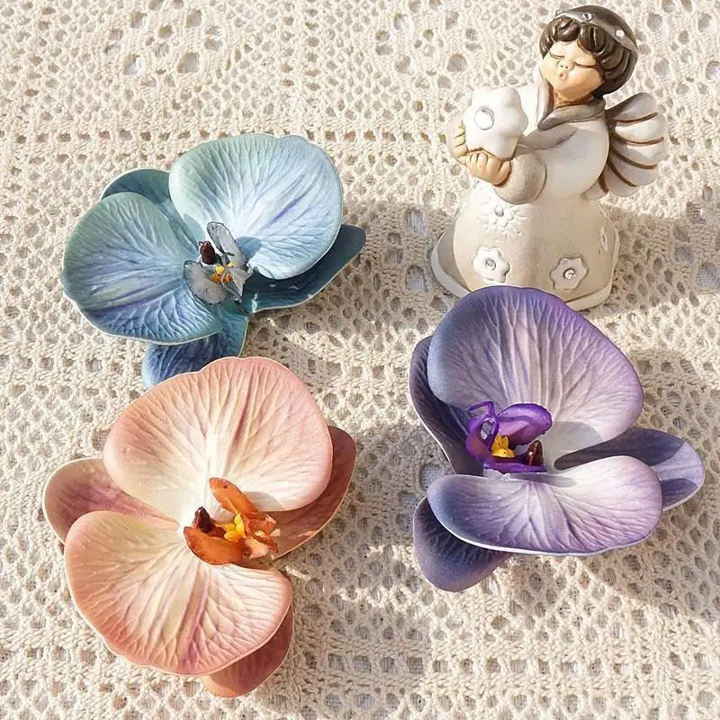 3D Printing With Silicone - Copricapo di orchidea farfalla stampato in